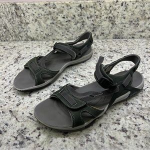 Merrell Women’s Azura Strap Sandal Size 11 Black